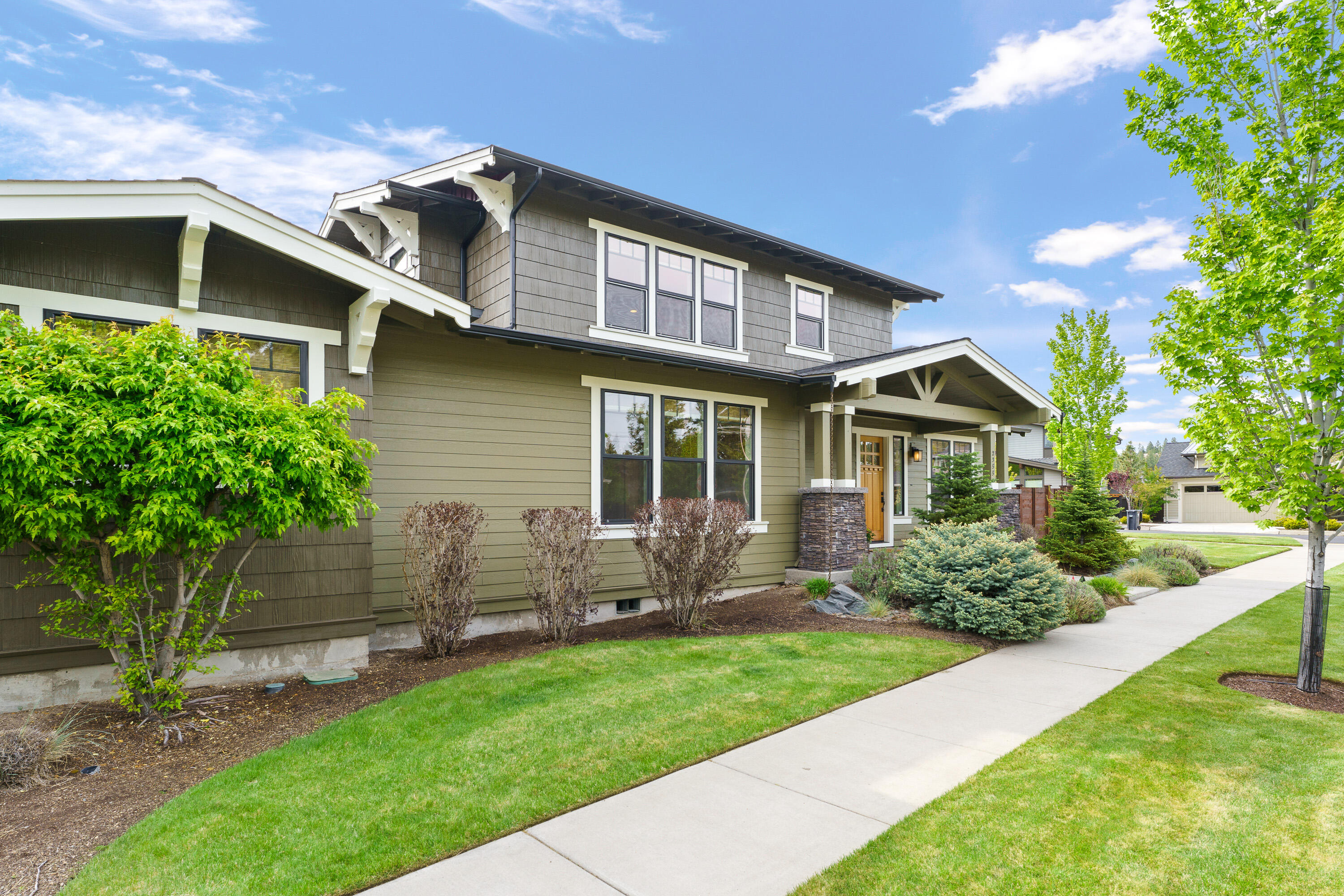 2355 NW Floyd Lane