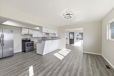 Tiny photo for 5156 Peace Lane, Central Point, OR 97502 (MLS # 220220033)