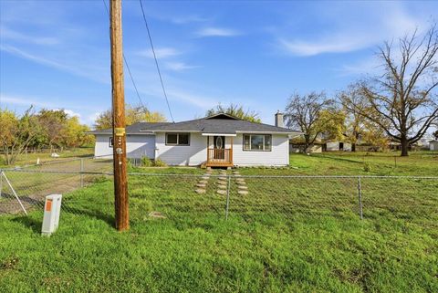 Tiny photo for 5156 Peace Lane, Central Point, OR 97502 (MLS # 220220033)