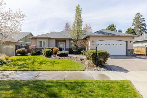 Tiny photo for 2241 SE Pilatus Lane, Bend, OR 97702 (MLS # 220219747)