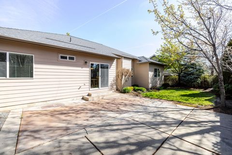 Tiny photo for 2241 SE Pilatus Lane, Bend, OR 97702 (MLS # 220219747)