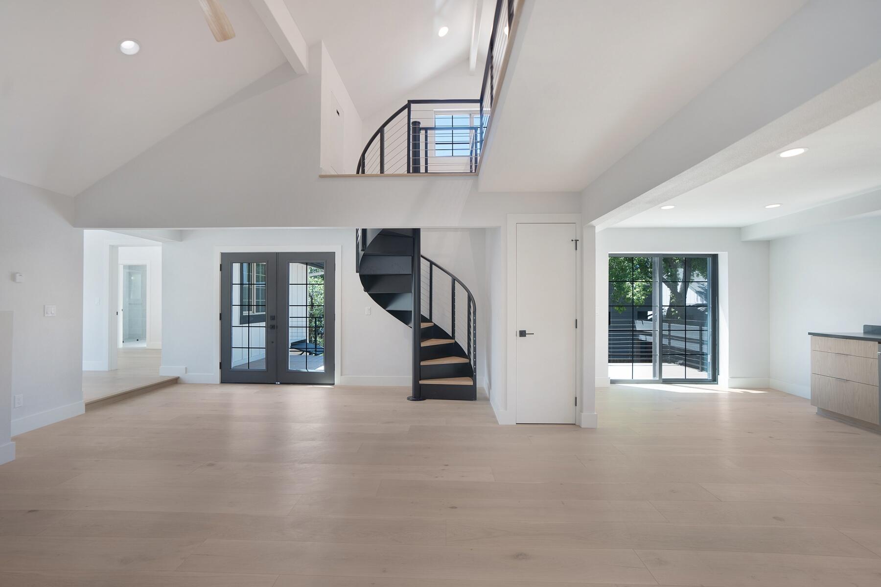 1st Addition Bend Pk - Residential Income