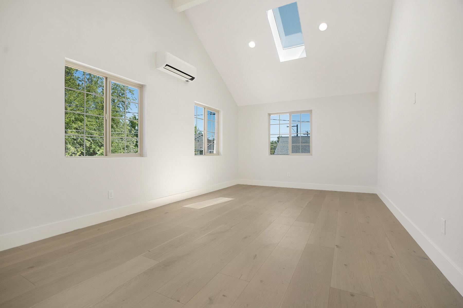 1st Addition Bend Pk - Residential Income