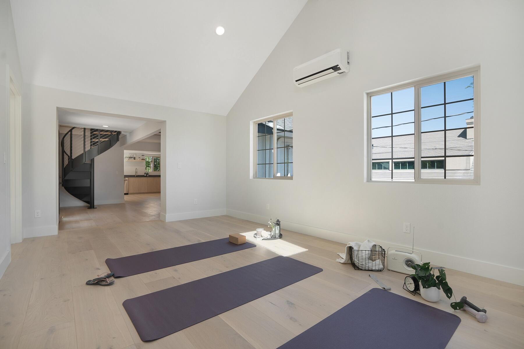 1st Addition Bend Pk - Residential Income