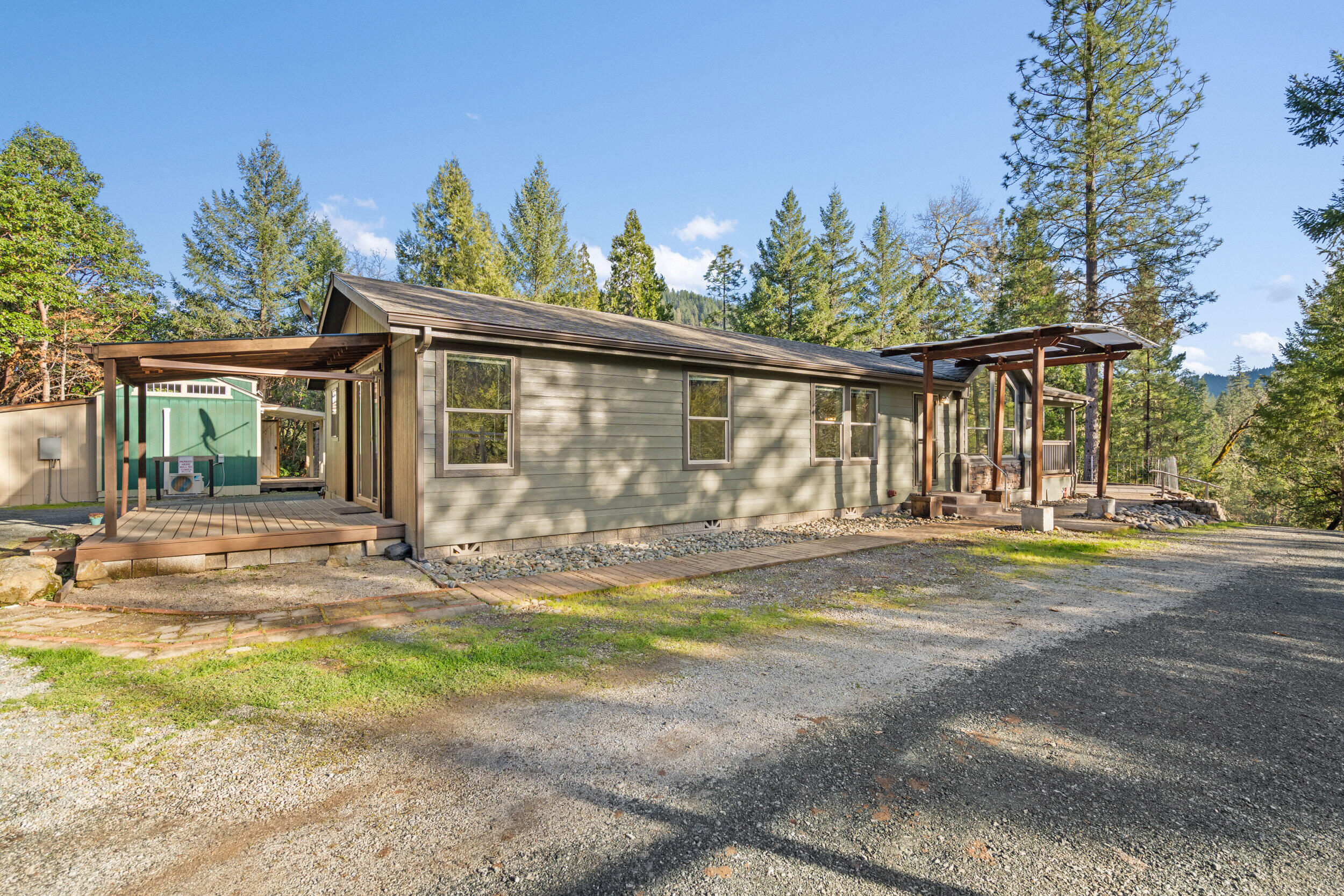 120 Siskiyou Drive