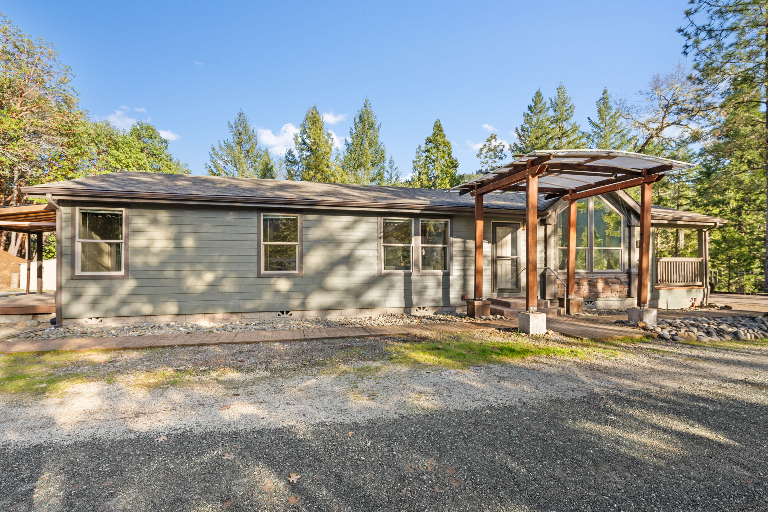120 Siskiyou Drive
