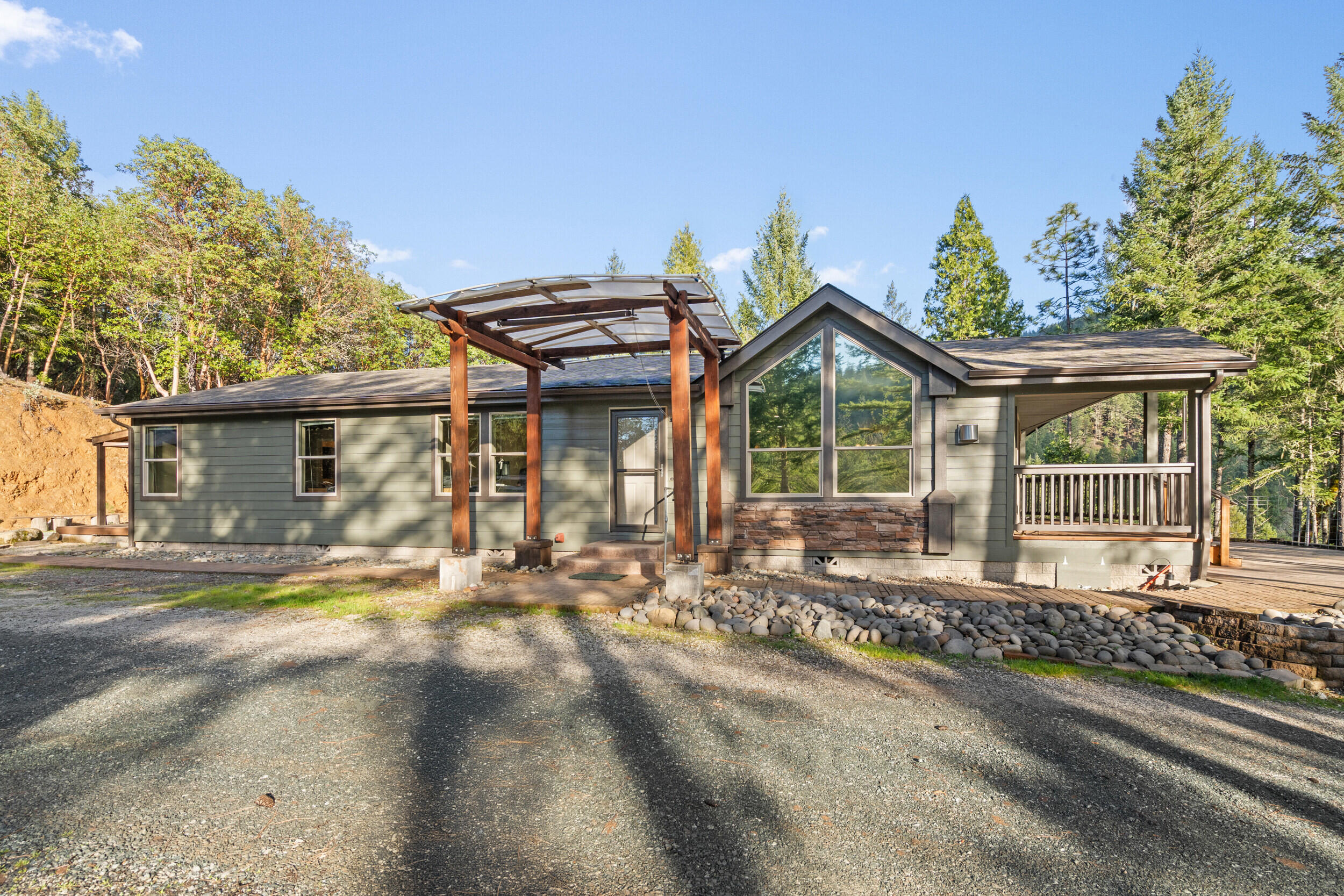 120 Siskiyou Drive