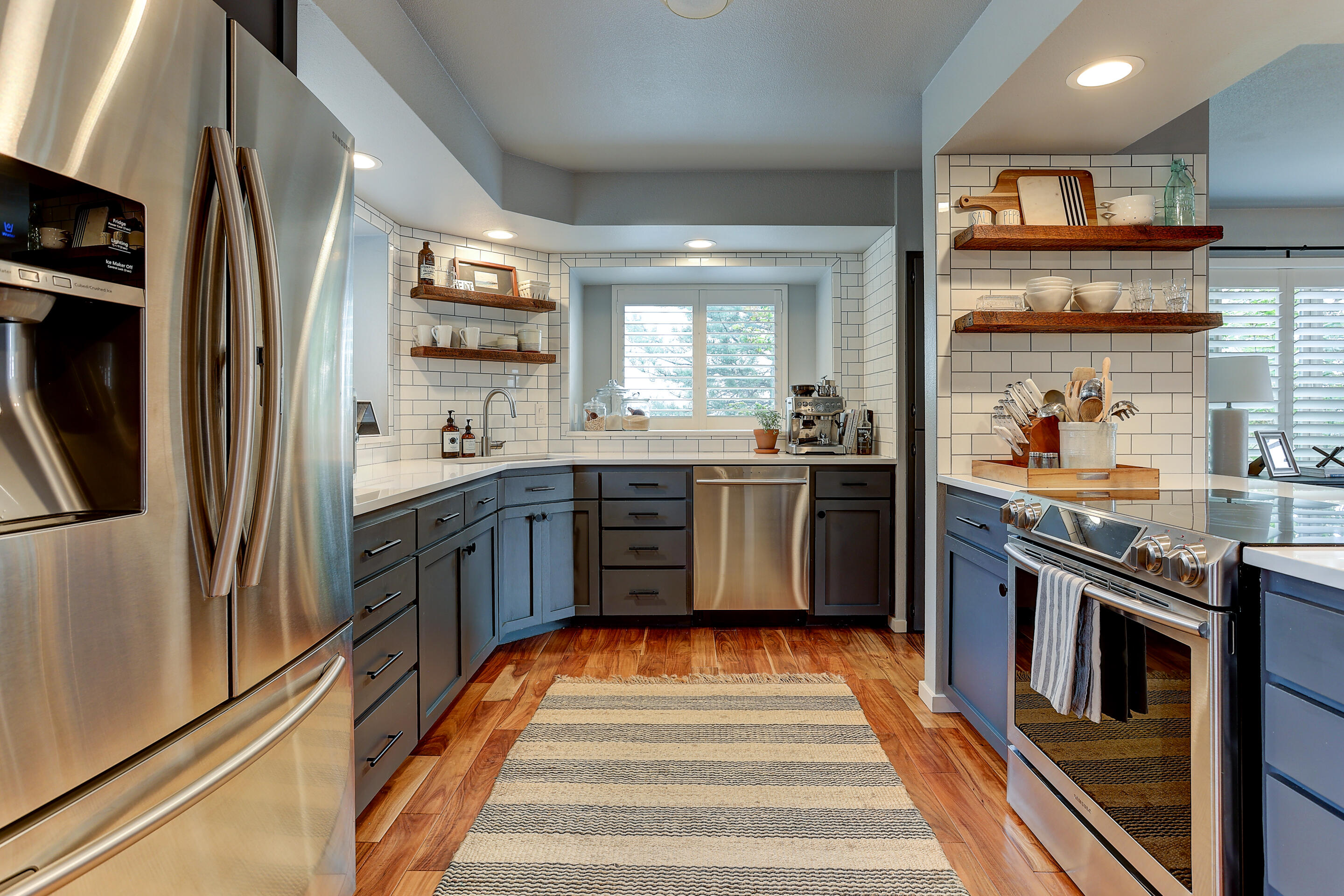 Lane Knolls - Residential