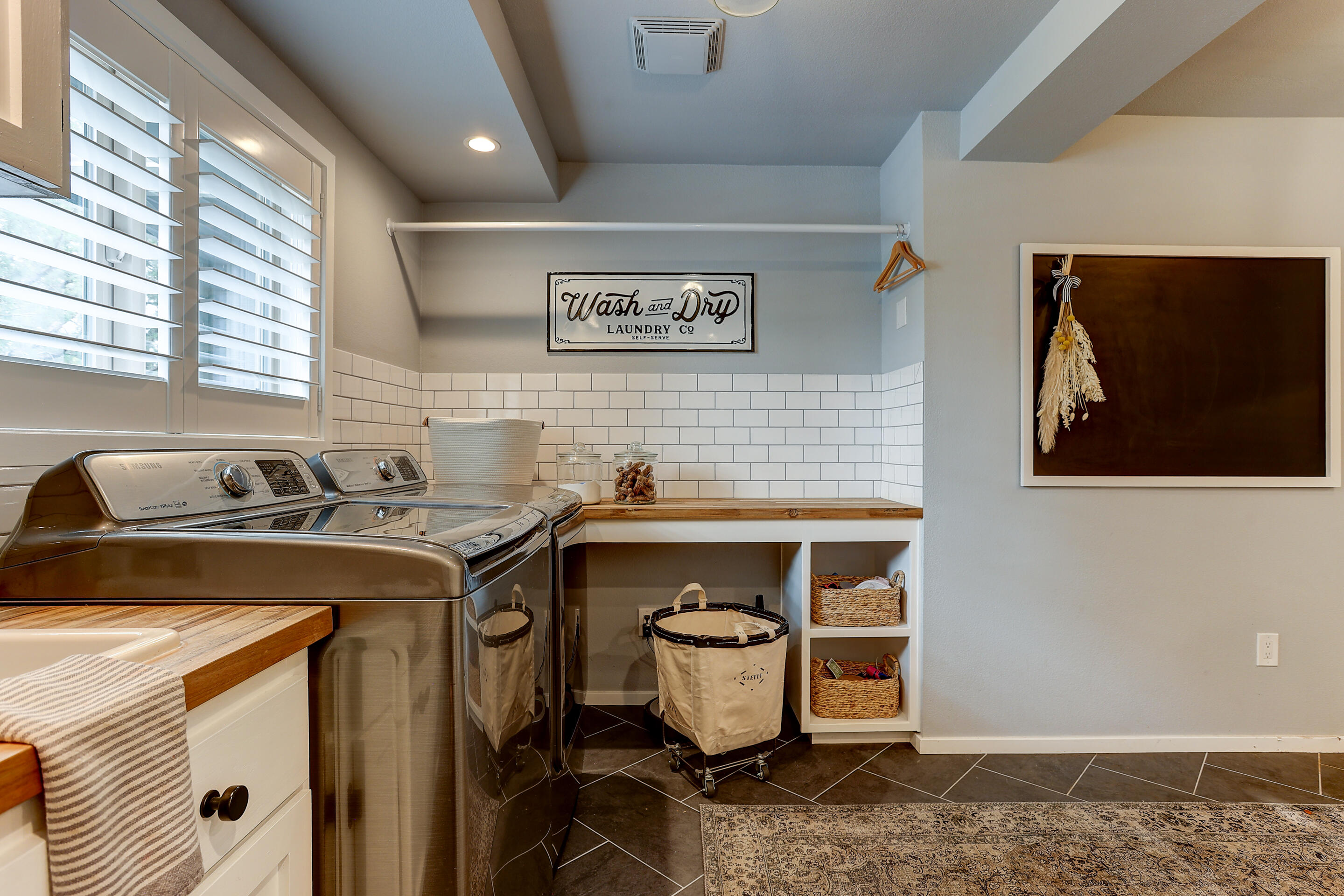 Lane Knolls - Residential