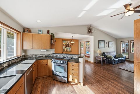 Tiny photo for 69566 Halter, Sisters, OR 97759 (MLS # 220217834)