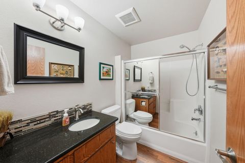 Tiny photo for 69566 Halter, Sisters, OR 97759 (MLS # 220217834)