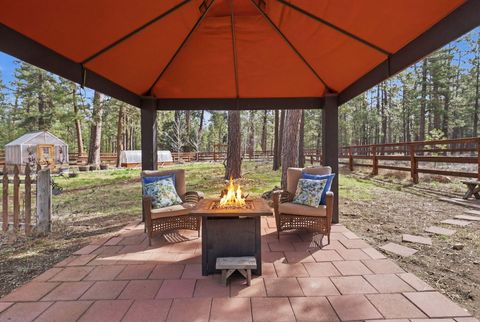 Tiny photo for 69566 Halter, Sisters, OR 97759 (MLS # 220217834)