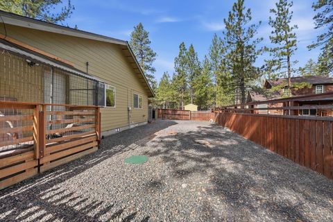 Tiny photo for 69566 Halter, Sisters, OR 97759 (MLS # 220217834)