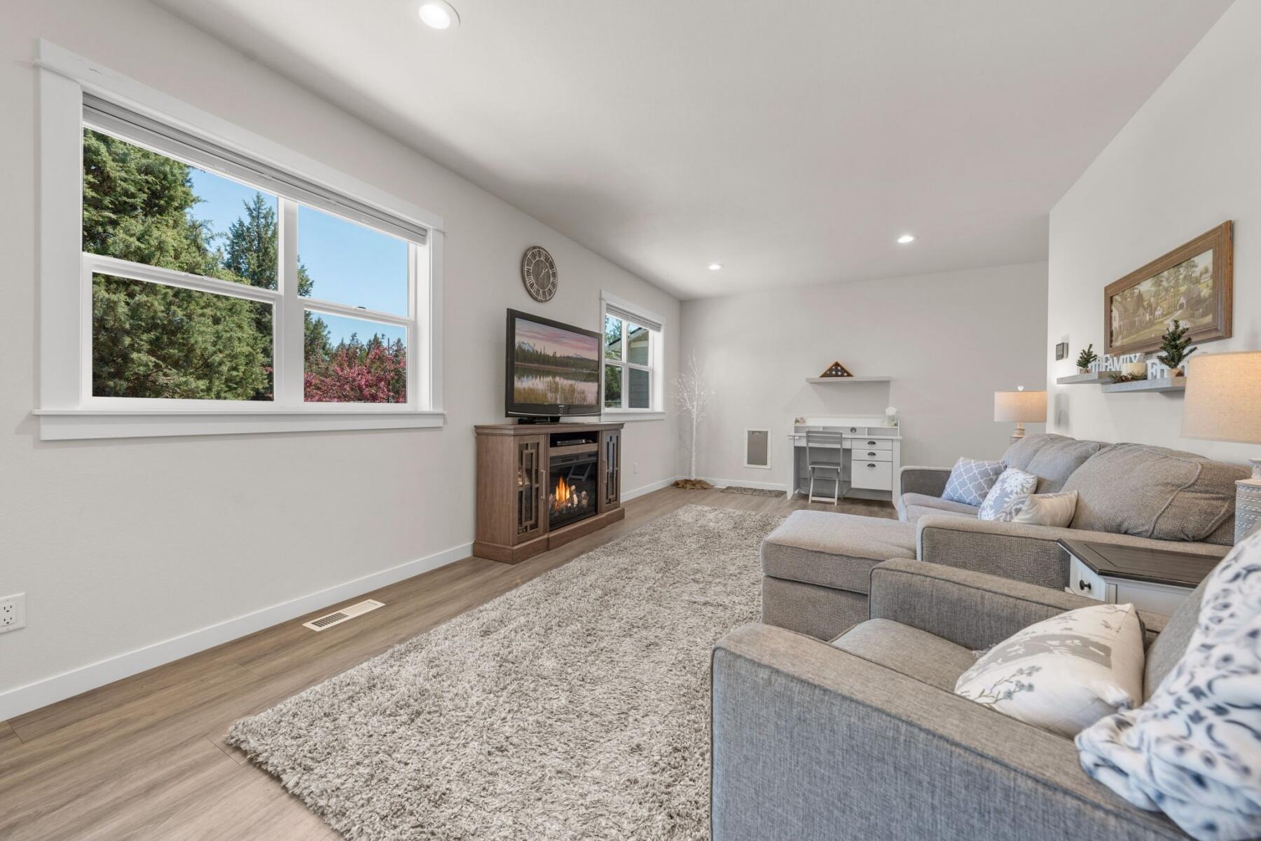 Sundance East - Residential