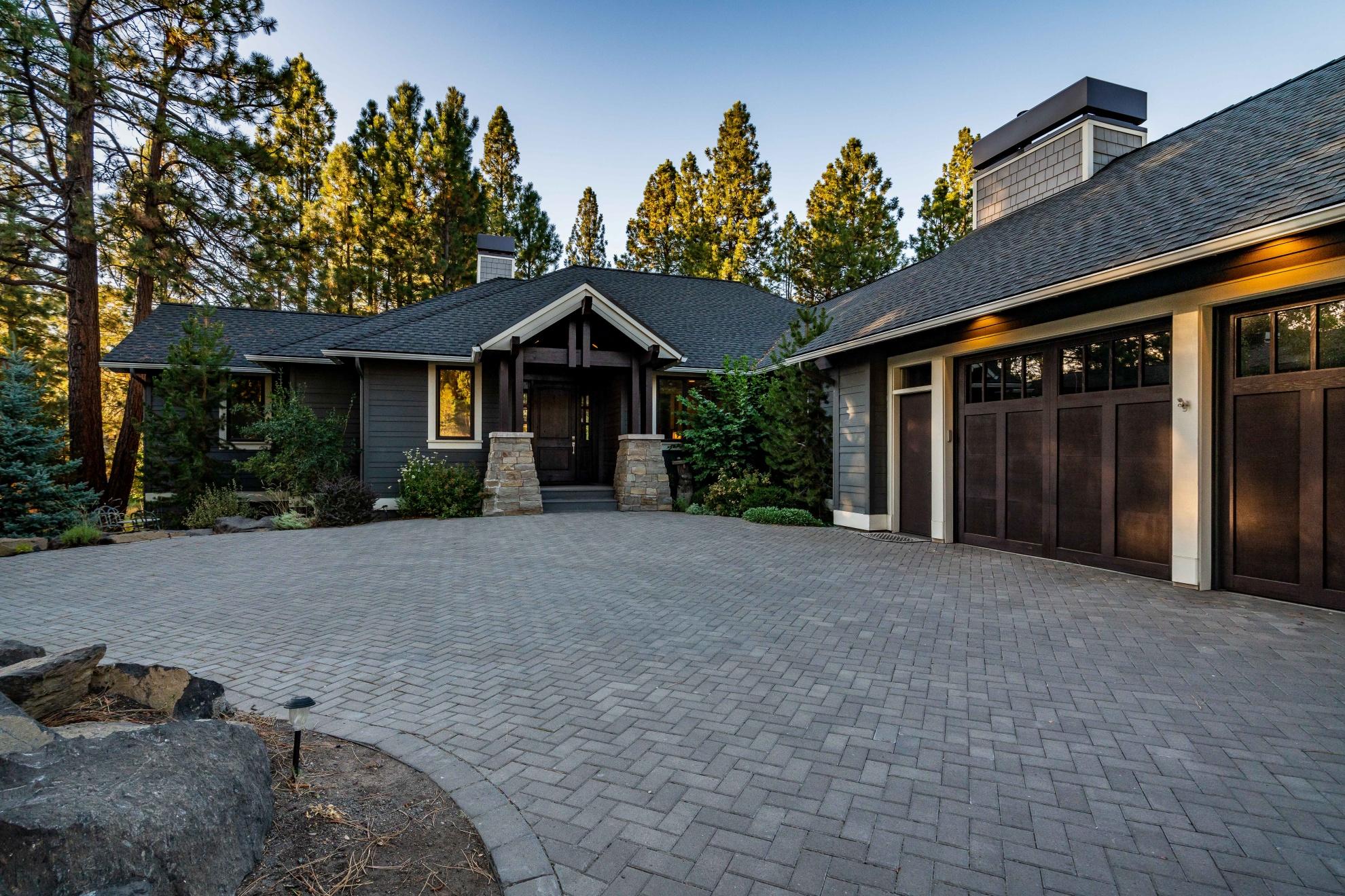 Skyliner Summit - Residential