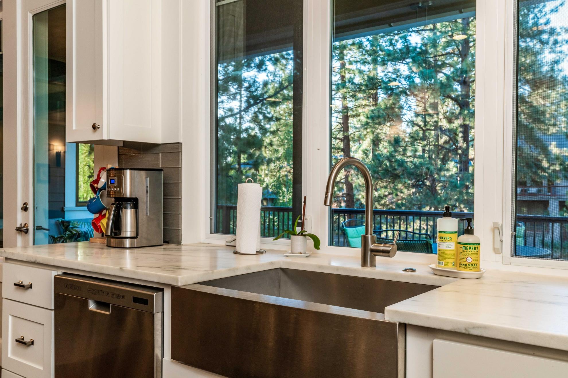 Skyliner Summit - Residential