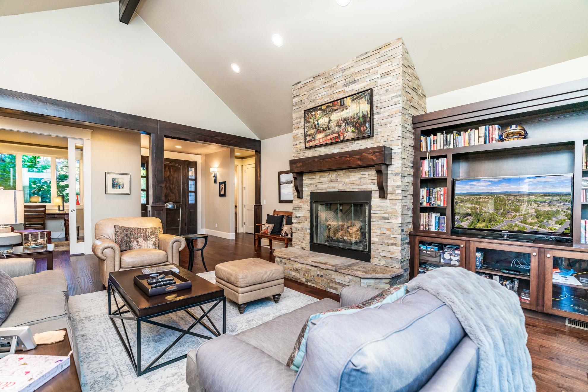 Skyliner Summit - Residential