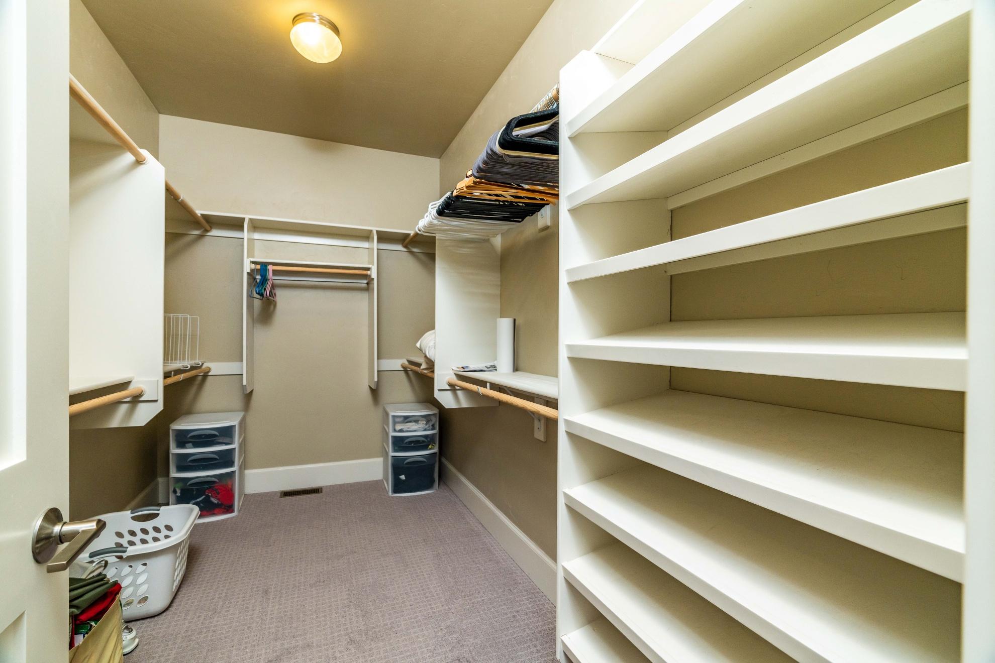 Skyliner Summit - Residential