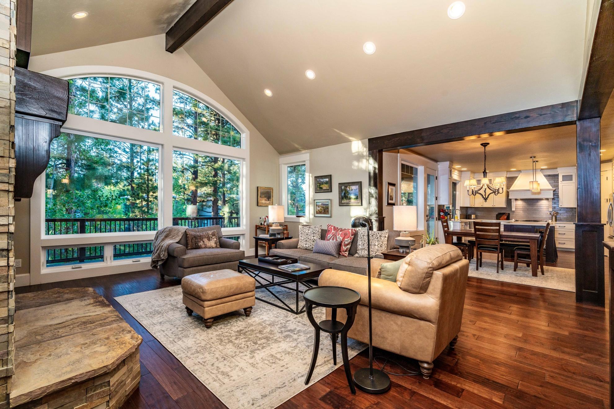 Skyliner Summit - Residential