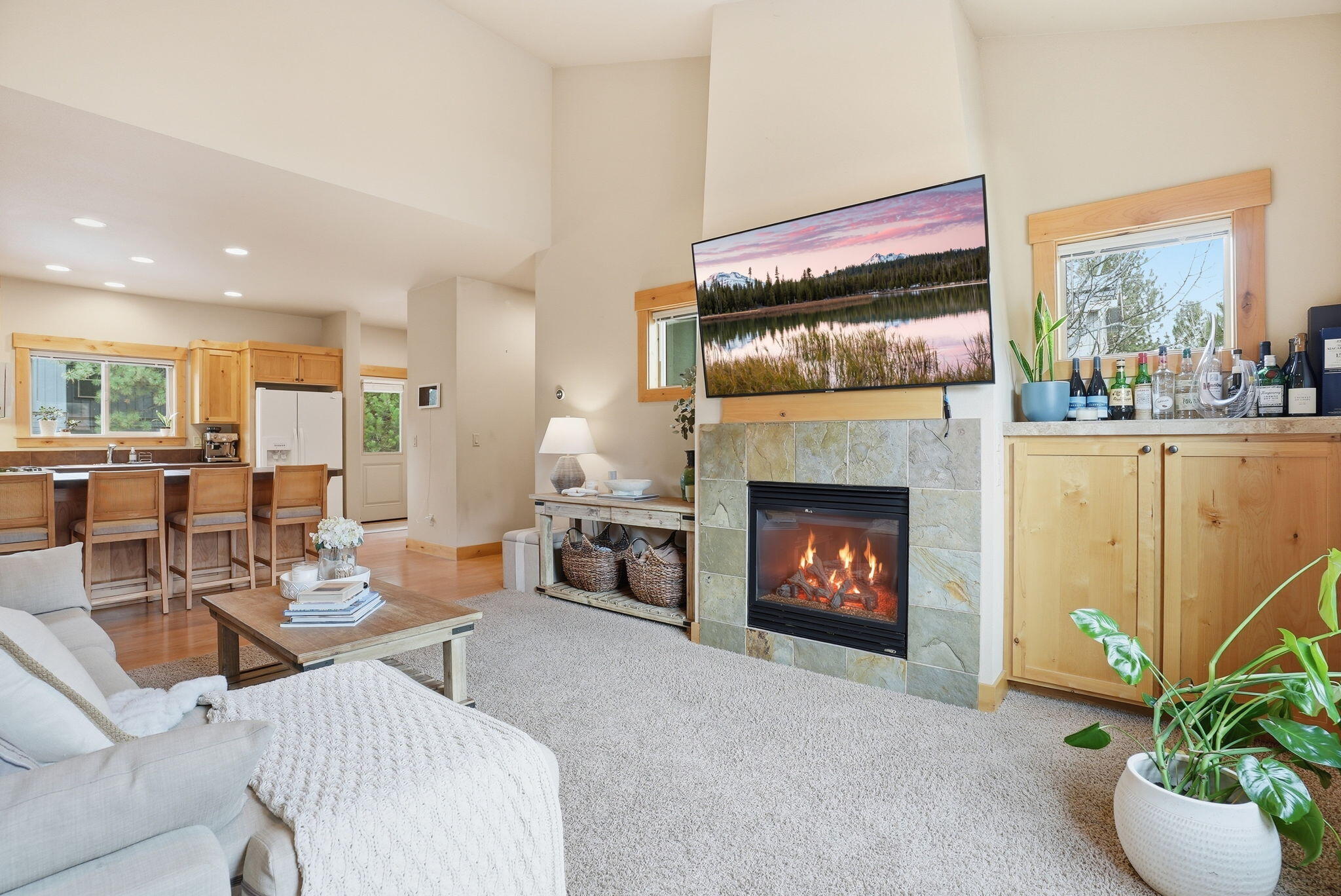 115 NW Mount Washington Drive