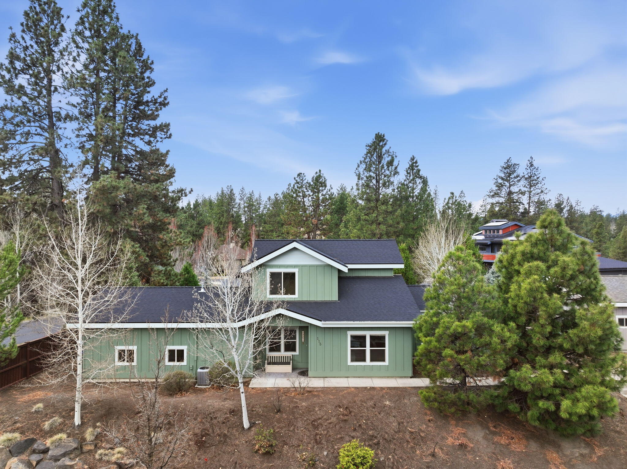 115 NW Mount Washington Drive