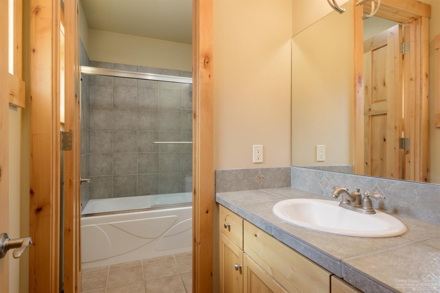 Otter Run - Residential