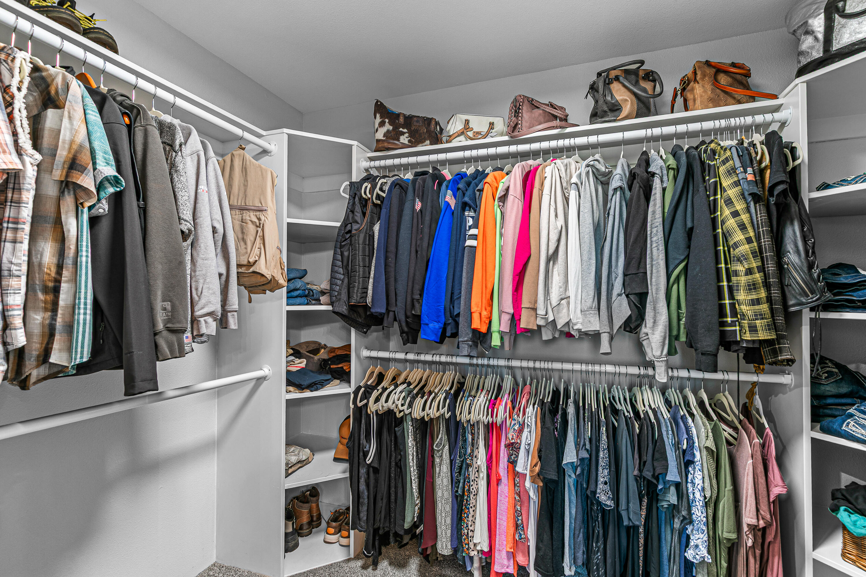 Oakview Village - Residential