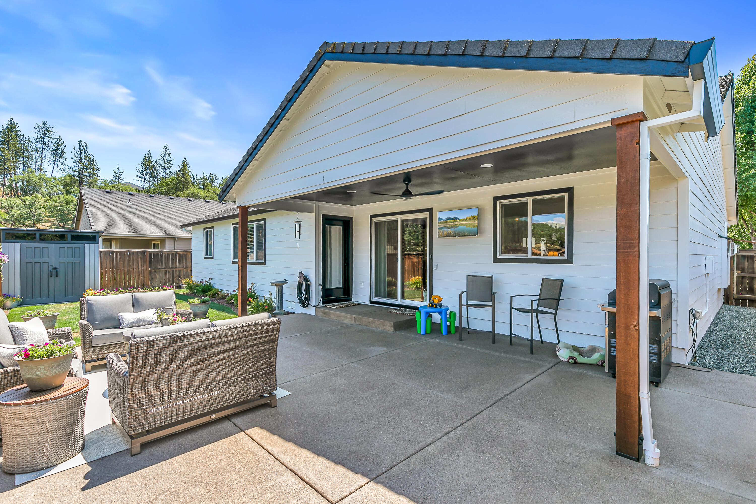 Oakview Village - Residential