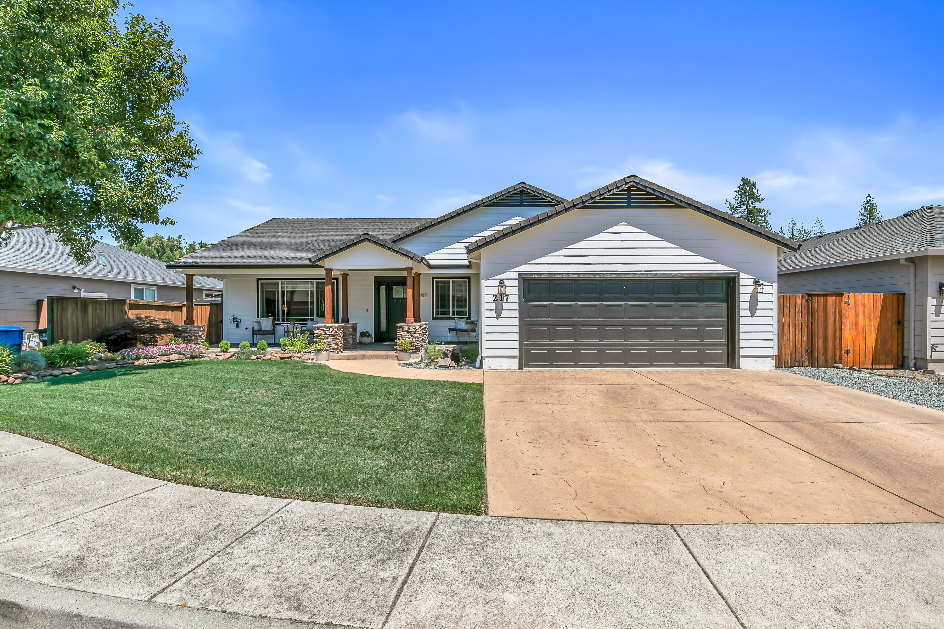 Oakview Village - Residential