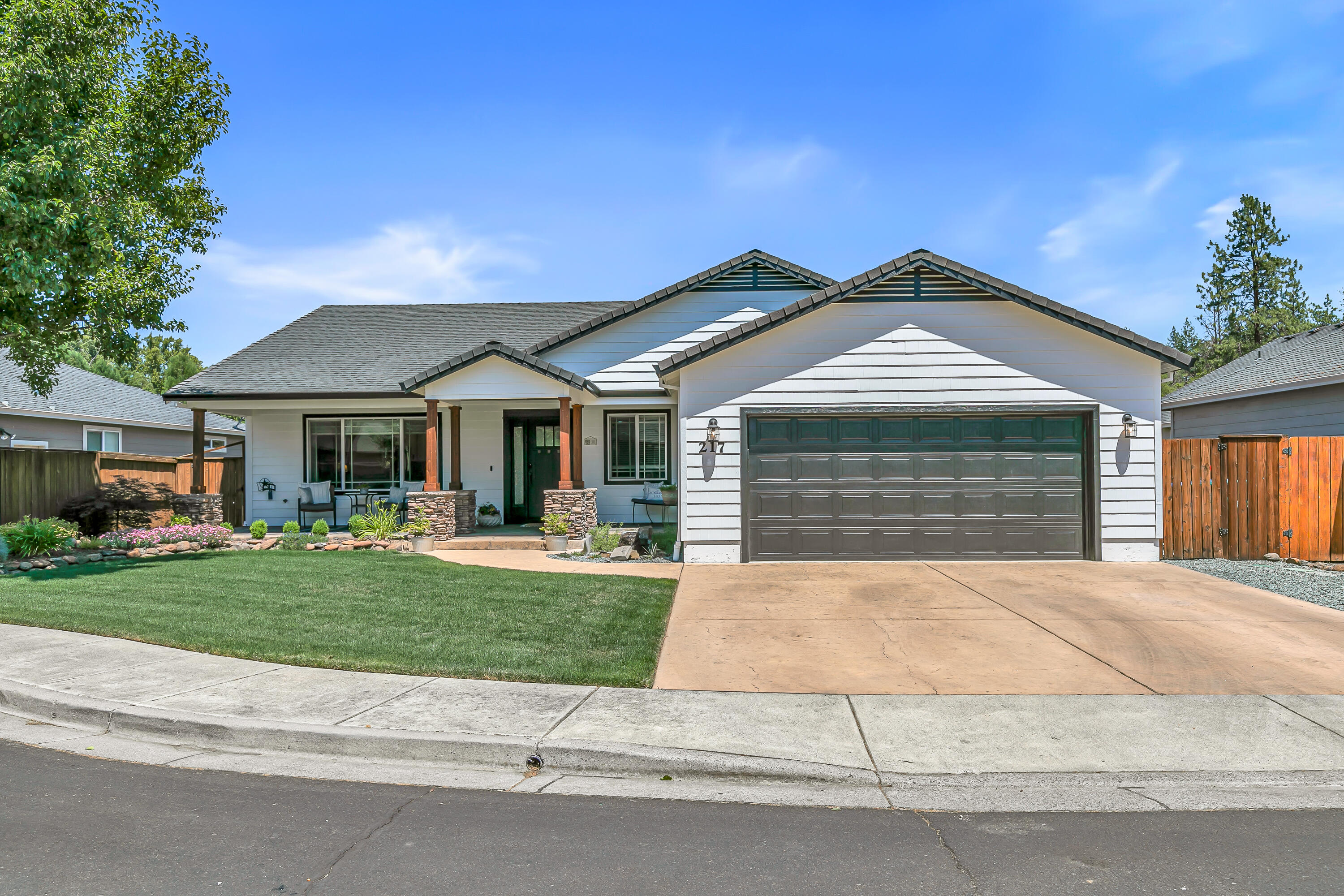 Oakview Village - Residential