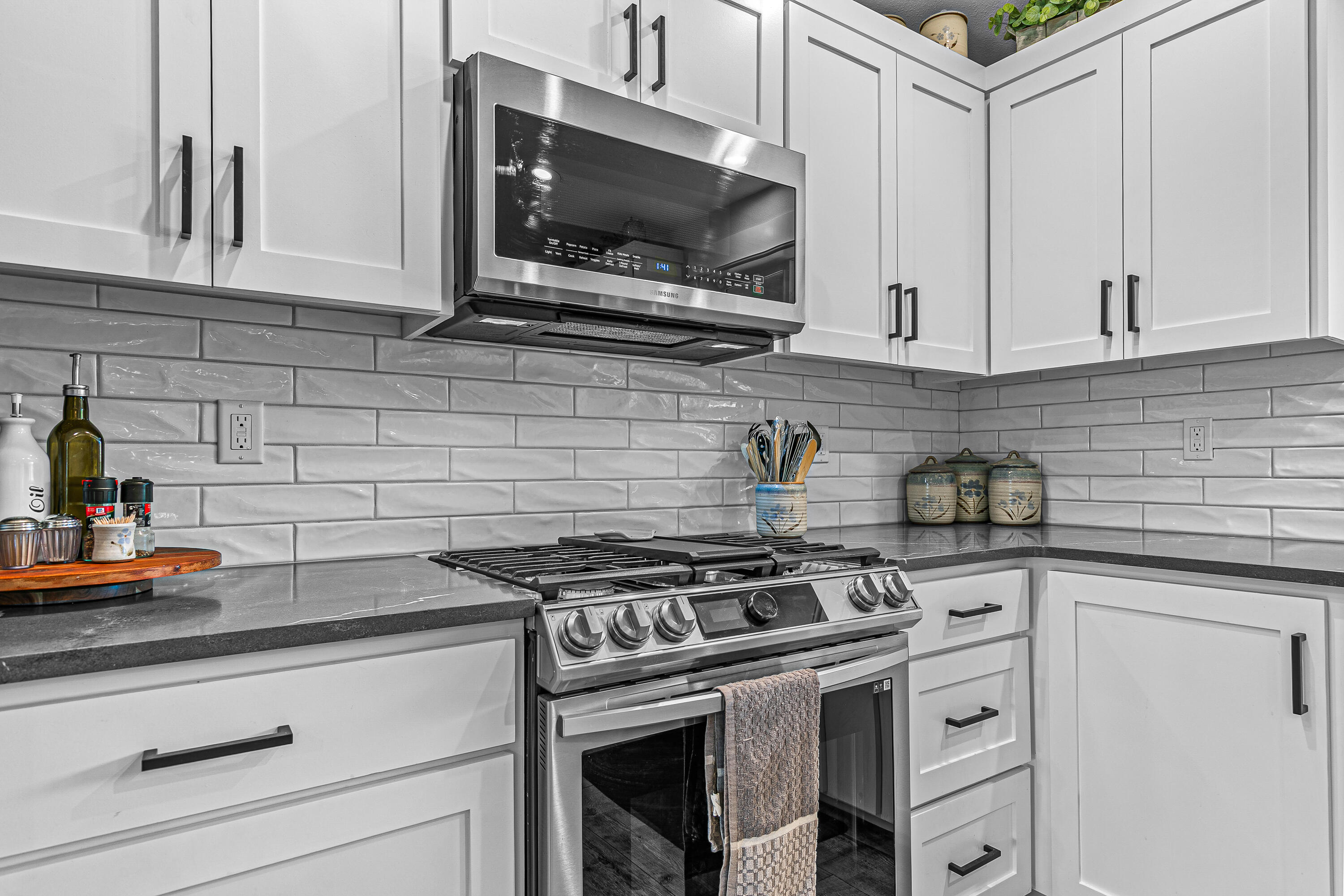 Oakview Village - Residential