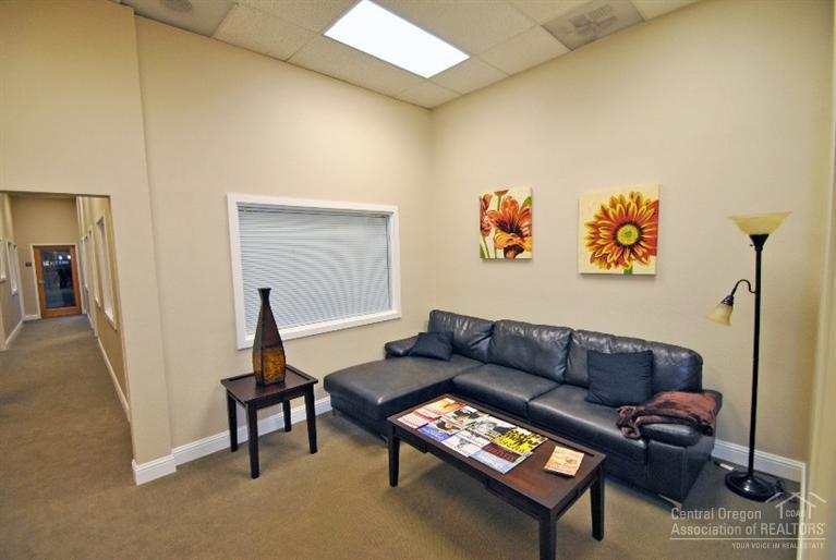 CLAB - Commercial Sale