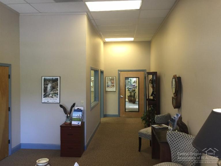 CLAB - Commercial Sale