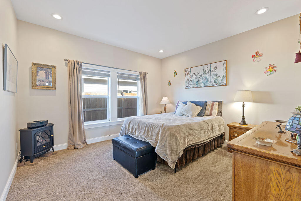 Ironhorse - Residential