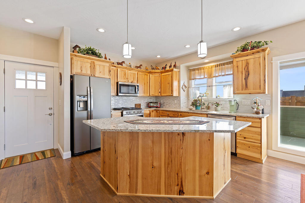 Ironhorse - Residential