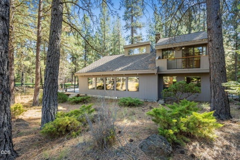 Photo of 13168 Hawks Beard, GH 133, Black Butte Ranch, OR 97759 (MLS # 220229338)