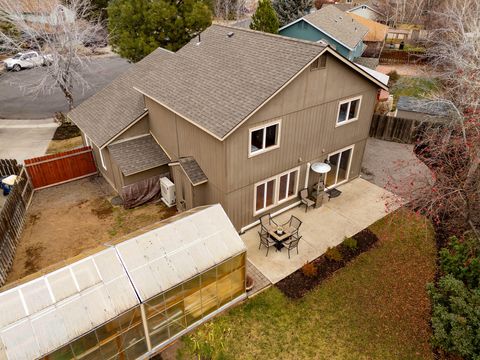 Tiny photo for 3023 NE Lansing Court, Bend, OR 97701 (MLS # 220212600)