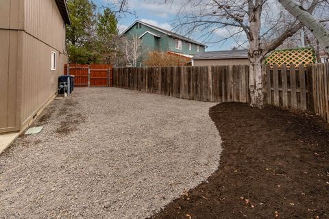 Tiny photo for 3023 NE Lansing Court, Bend, OR 97701 (MLS # 220212600)