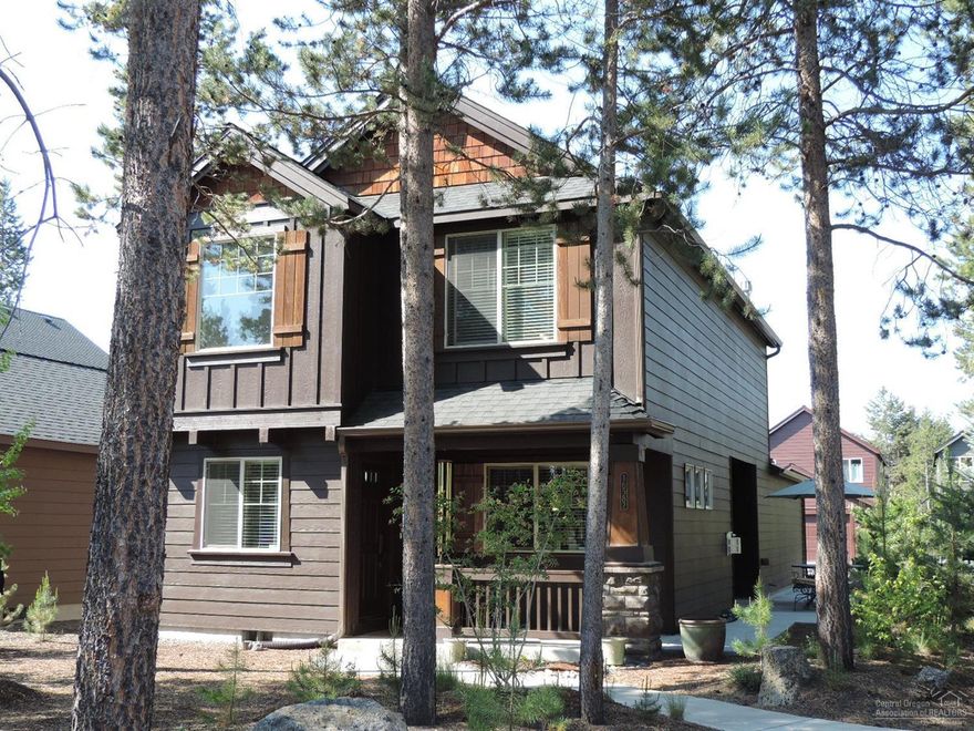 Cozy, Quiet, Uber clean home in private neighborhood setting of Crescent Creek just across the street from clubhouse/fitness room, outdoor sport court & miles of trails, but close to town & schools. Perfect for a plush vacation home base or full time resident who doesn't need a large home. Fully upgraded. Gas fireplace w/hearth & mantle, heat pump, hardwood, tile counters, & Silgranit sink. City water/sewer, natural gas, paved & maintained roads. Won't last, lowest price in the neighborhood!