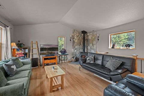 Tiny photo for 142016 Blue Sky Way, Crescent Lake, OR 97733 (MLS # 220215429)