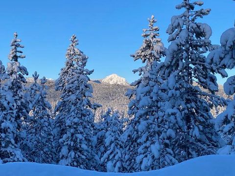 Tiny photo for 142016 Blue Sky Way, Crescent Lake, OR 97733 (MLS # 220215429)