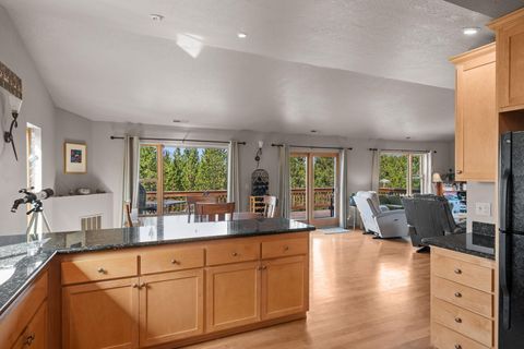 Tiny photo for 142016 Blue Sky Way, Crescent Lake, OR 97733 (MLS # 220215429)