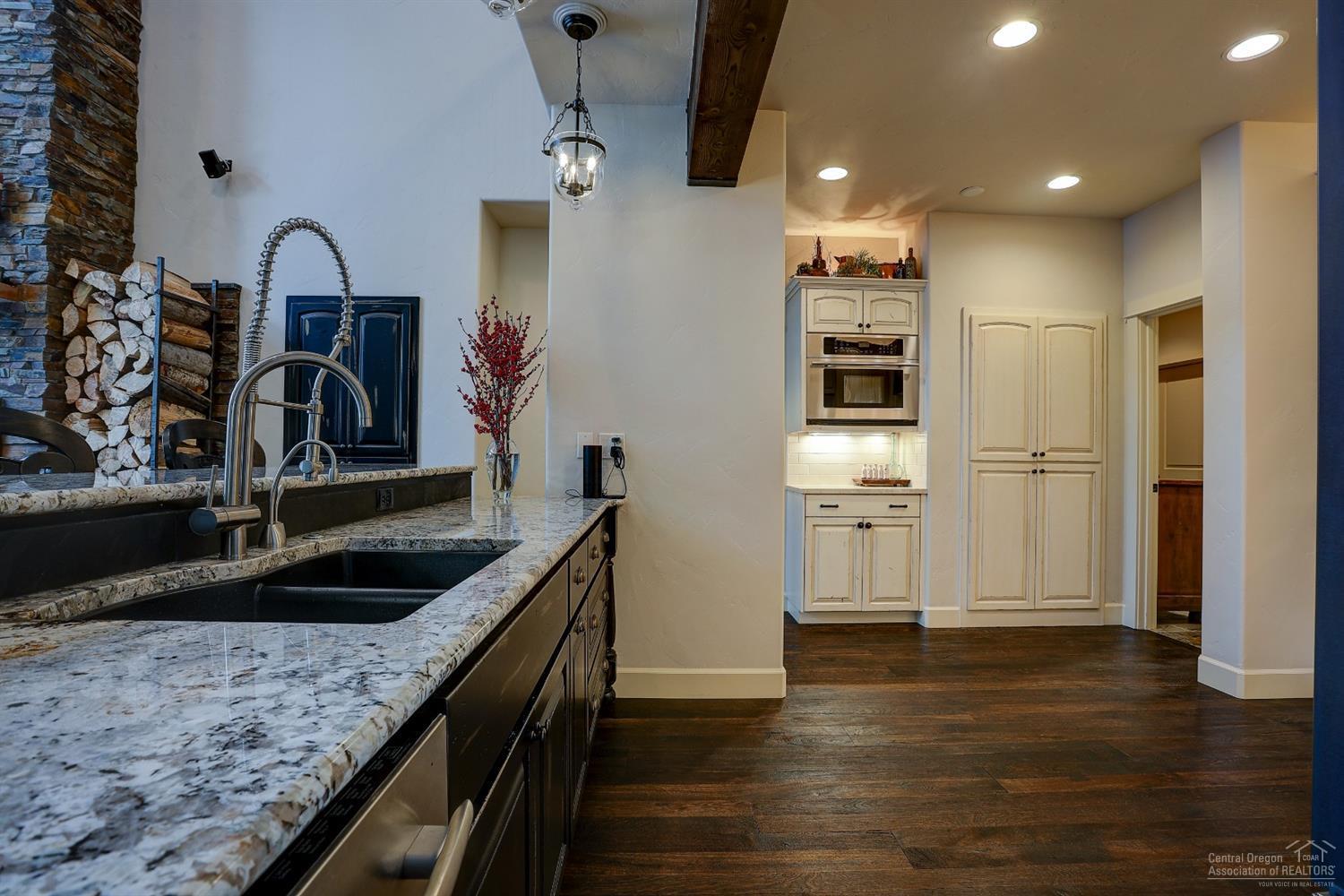 Creekside - Residential