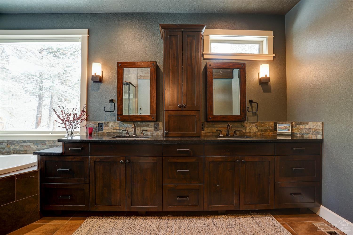 Creekside - Residential