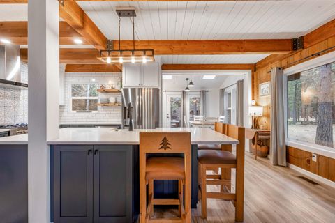 Tiny photo for 14419 Crossroads Loop, Sisters, OR 97759 (MLS # 220212556)