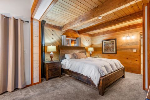 Tiny photo for 14419 Crossroads Loop, Sisters, OR 97759 (MLS # 220212556)