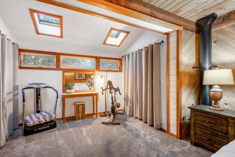 Tiny photo for 14419 Crossroads Loop, Sisters, OR 97759 (MLS # 220212556)