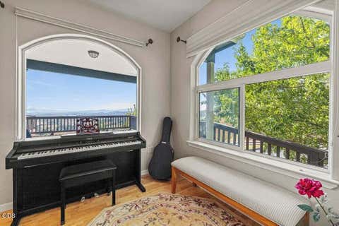 Tiny photo for 3427 Plum Hill Road, Klamath Falls, OR 97601 (MLS # 220226863)