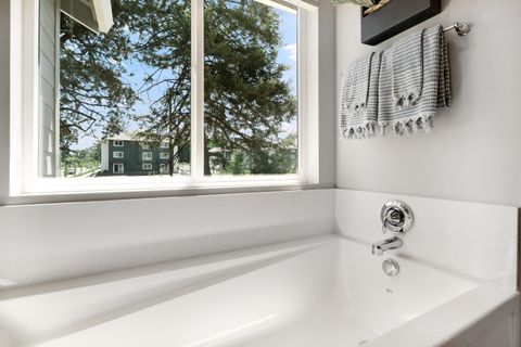 Tiny photo for 63202 NE Carly Ln, Bend, OR 97701 (MLS # 220219887)