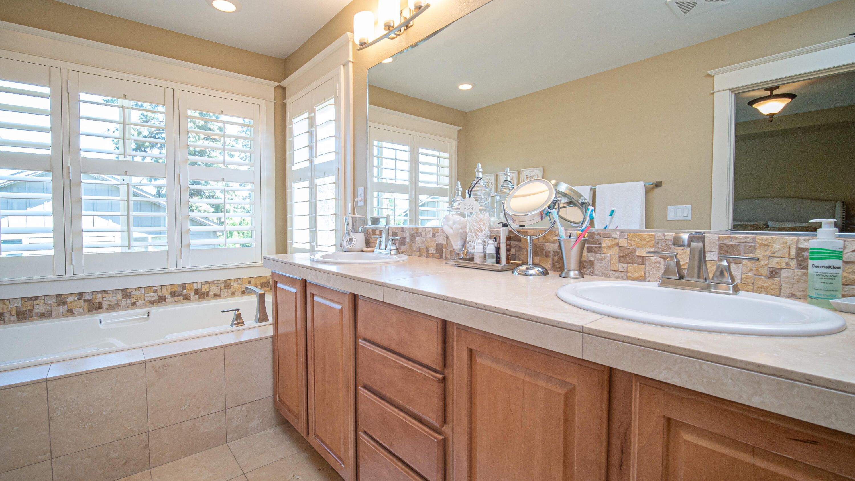 River Canyon Estates - Residential